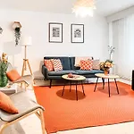 Bright And Beautiful Grigorescu Apartment